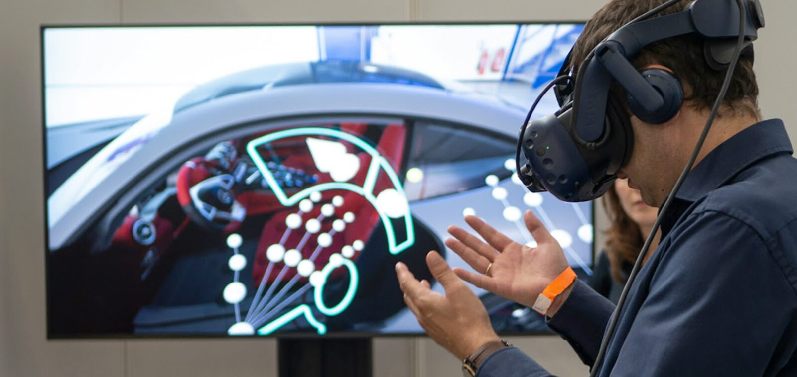 Agenda-Marketing-Mohawk-College-Ideaworks-website-VR